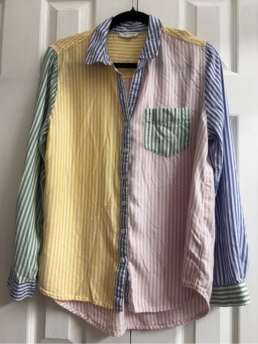 Beach lunch lounge striped shirt